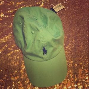Women’s polo hat